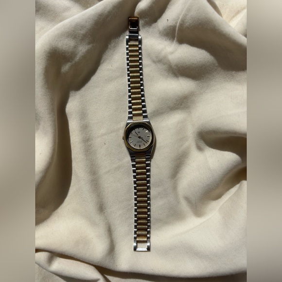 Seiko Women's Gold and Silver Watch - Picture 3 of 3